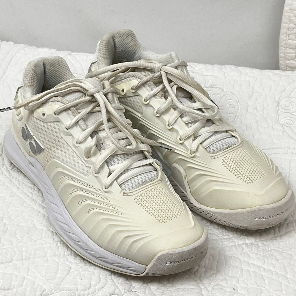 Yonex Women's Size 8.5 White Lace Up Athletic Walking Running Sneakers Shoes
